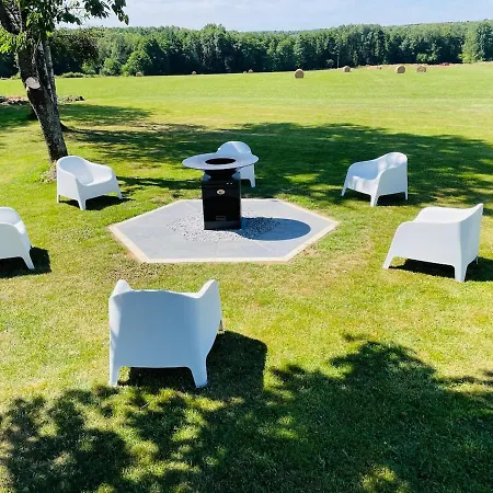Pavillon Le 28 Hébergement de vacances Taillette
